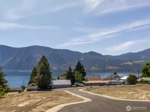 56 Indigo Ln, Manson, WA 98831