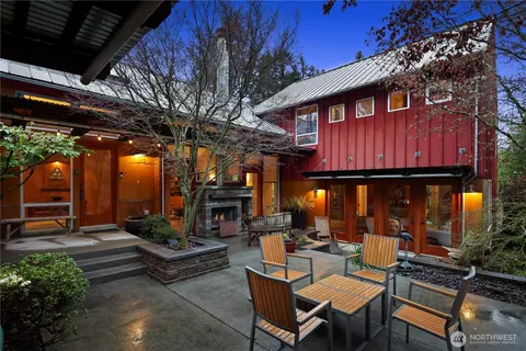 10623 NE 155th Pl, Bothell, WA 98011