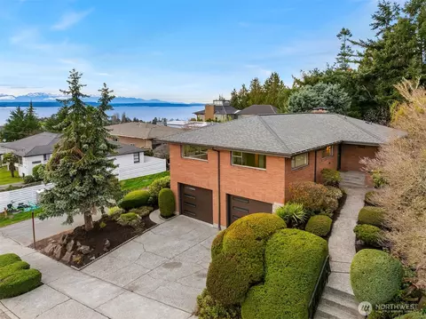 5726 SW Spokane St, Seattle, WA 98116