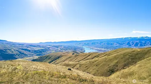 6971 Burch Mountain Rd, Wenatchee, WA 98801