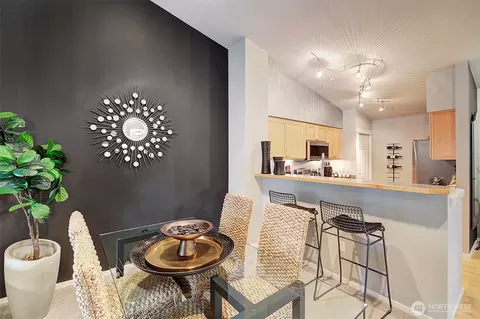 Dining - 2009 196th St SE #C-303, Bothell, WA 98012 photo 2 of 4