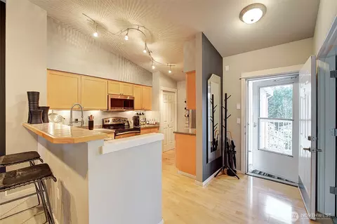 Entry Way - 2009 196th St SE #C-303, Bothell, WA 98012 photo 1 of 1