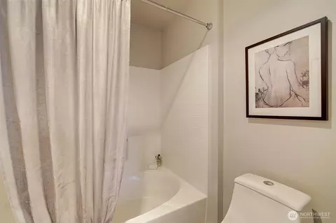 Bath - 2009 196th St SE #C-303, Bothell, WA 98012 photo 2 of 3