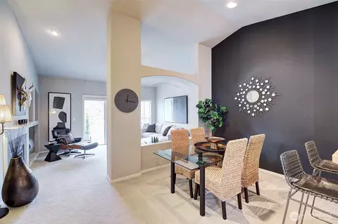 Dining - 2009 196th St SE #C-303, Bothell, WA 98012 photo 1 of 4