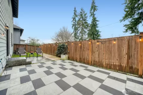 Exterior - 1900 240th Pl SW, Bothell, WA 98021 photo 2 of 2