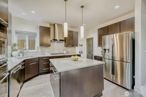 Kitchen - 1900 240th Pl SW, Bothell, WA 98021 photo 1 of 1