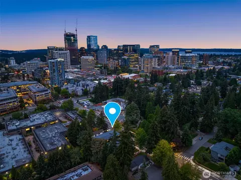 11223 NE 13th Ln, Bellevue, WA 98004