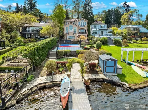 8772 Sand Point Way NE, Seattle, WA 98115