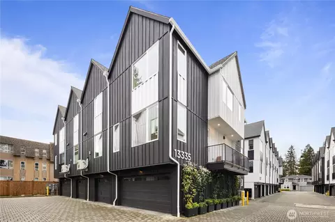 13335 Greenwood Ave N #D, Seattle, WA 98133