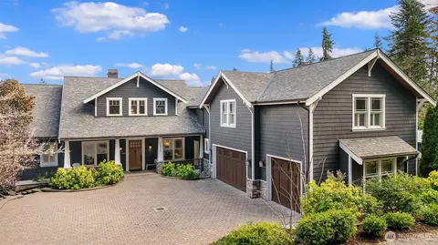7020 92nd Ave SE, Mercer Island, WA 98040