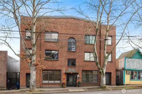 8008 Greenwood Ave N, Seattle, WA 98103