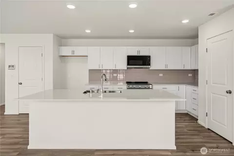 Kitchen - 32325 Bryant Rd, Sultan, WA 98294 photo 2 of 5