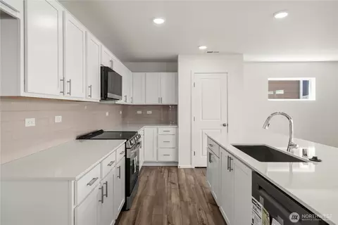 Kitchen - 32325 Bryant Rd, Sultan, WA 98294 photo 5 of 5