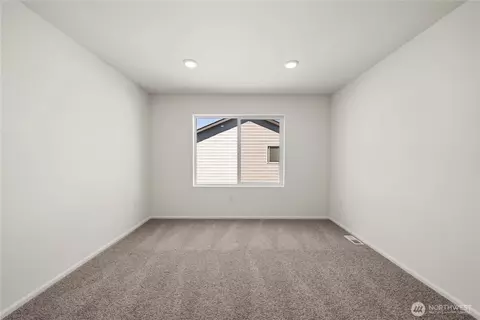 Bedroom - 32325 Bryant Rd, Sultan, WA 98294 photo 4 of 9