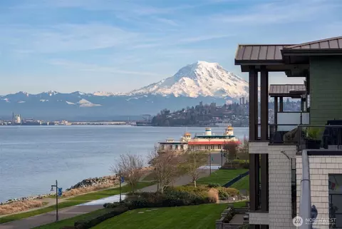 5105 Grand Loop #401, Tacoma, WA 98407