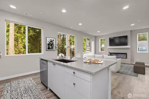 Kitchen - 118 169th Pl SW #B, Bothell, WA 98012 photo 1 of 3