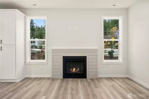 Living - 32329 Bryant Dr, Sultan, WA 98294 photo 2 of 8