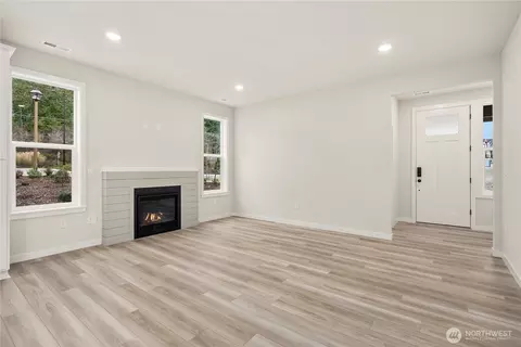 Living - 32329 Bryant Dr, Sultan, WA 98294 photo 3 of 8