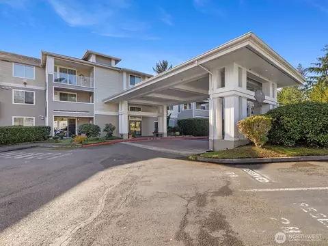 2244 132nd Ave SE #B214, Bellevue, WA 98005