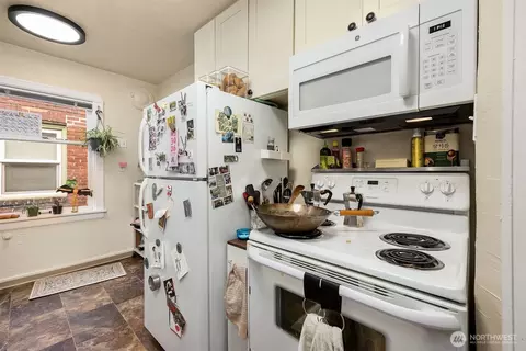 Kitchen - 722 10th Ave E, Seattle, WA 98102 photo 3 of 3
