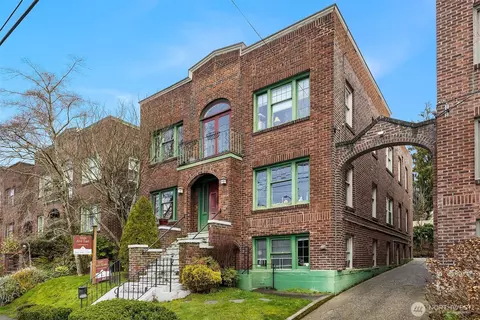 722 10th Ave E, Seattle, WA 98102