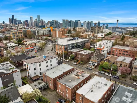 View/Area - 722 10th Ave E, Seattle, WA 98102 photo 2 of 2