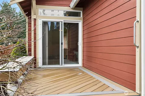 8232 Bainbridge Loop NE, Lacey, WA 98516 photo 18