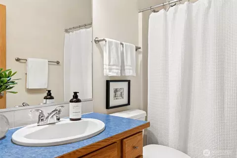 8232 Bainbridge Loop NE, Lacey, WA 98516 photo 15