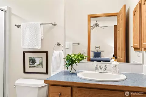 8232 Bainbridge Loop NE, Lacey, WA 98516 photo 13