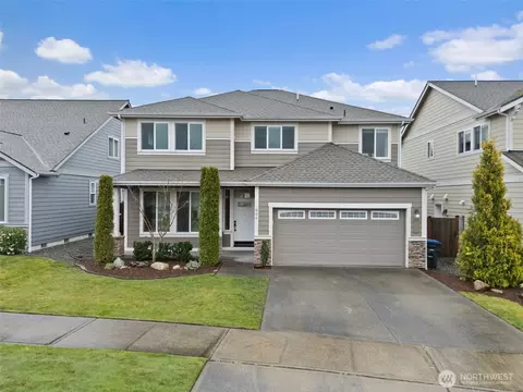 806 Mandee St SE, Lacey, WA 98513