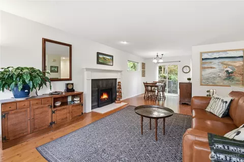 Living - 2613 189th St SE, Bothell, WA 98012 photo 2 of 5