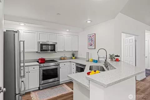 Kitchen - 404 228th St SW #E101, Bothell, WA 98021 photo 1 of 3