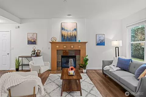 Living - 404 228th St SW #E101, Bothell, WA 98021 photo 3 of 4