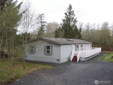 7107 Marine Dr, Tulalip, WA 98271