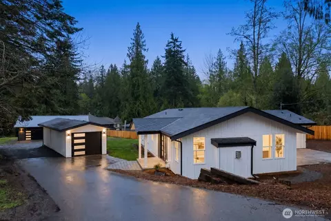 10611 Jovita Blvd E, Edgewood, WA 98372