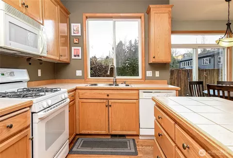 Kitchen - 18323 10th Dr SE, Bothell, WA 98012 photo 1 of 1