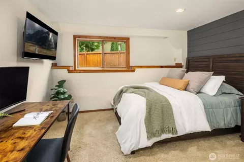 Bedroom - 12131 53rd Ave SE, Everett, WA 98208 photo 1 of 6