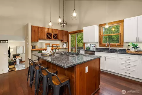 Kitchen - 12131 53rd Ave SE, Everett, WA 98208 photo 1 of 3