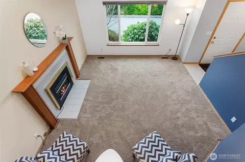 Living - 16 60th Pl SE, Everett, WA 98203 photo 2 of 2