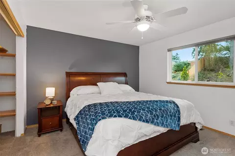 Bedroom - 16 60th Pl SE, Everett, WA 98203 photo 1 of 4
