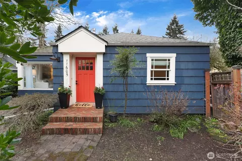 11605 Meridian Ave N, Seattle, WA 98133