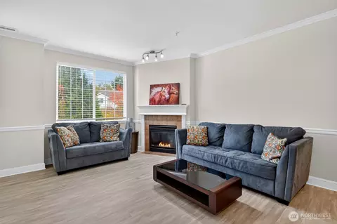28700 34th Ave S #F3, Auburn, WA 98001