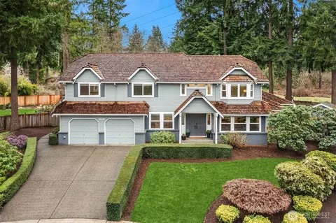 16225 NE 112th Ct, Redmond, WA 98052