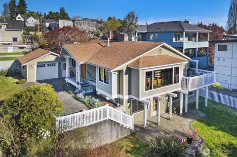 3511 NW 67th St, Seattle, WA 98117