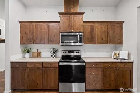 Kitchen - 23210 188th St E, Orting, WA 98360 photo 1 of 3