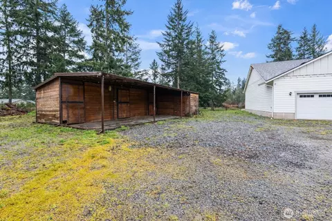 Exterior - 23210 188th St E, Orting, WA 98360 photo 11 of 12