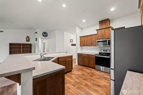 Kitchen - 23210 188th St E, Orting, WA 98360 photo 3 of 3