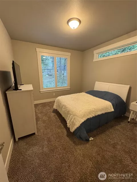 24230 SE 380th St, Enumclaw, WA 98022 photo 5