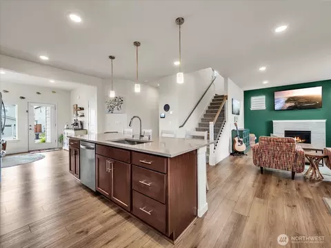 5044 87th Ave NE, Marysville, WA 98270