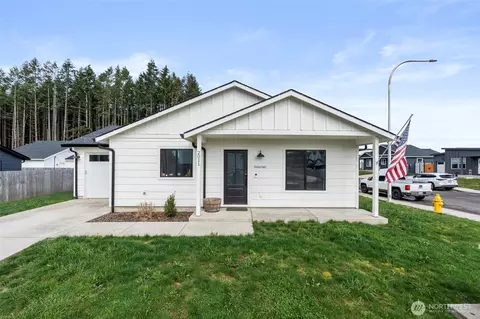 2011 Apple Rd, Winlock, WA 98596